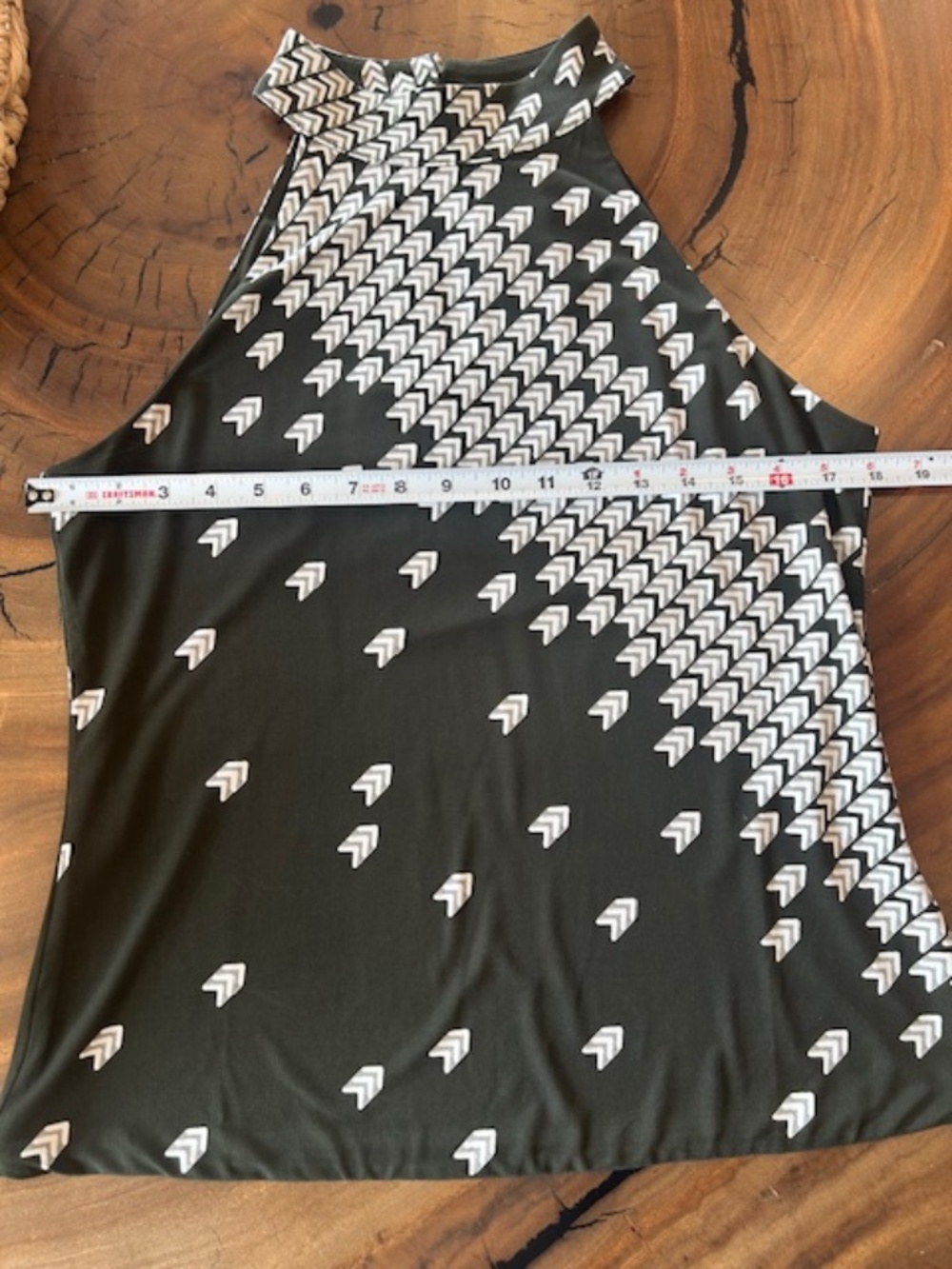 White House Black Market-Printed Mock Neck Halter Top-NEW WITH TAGS-Size Medium - Picture 5 of 8
